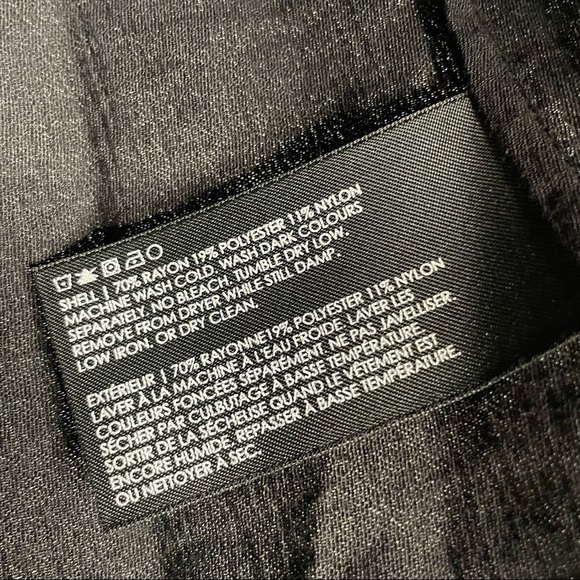 Club Monaco | Black Short Sleeve Blouse - Picture 6 of 6